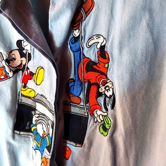 Vintage The Disney Catalog Mickey & Friends Light Blue Denim Button Up Shirt - Picture 8 of 16